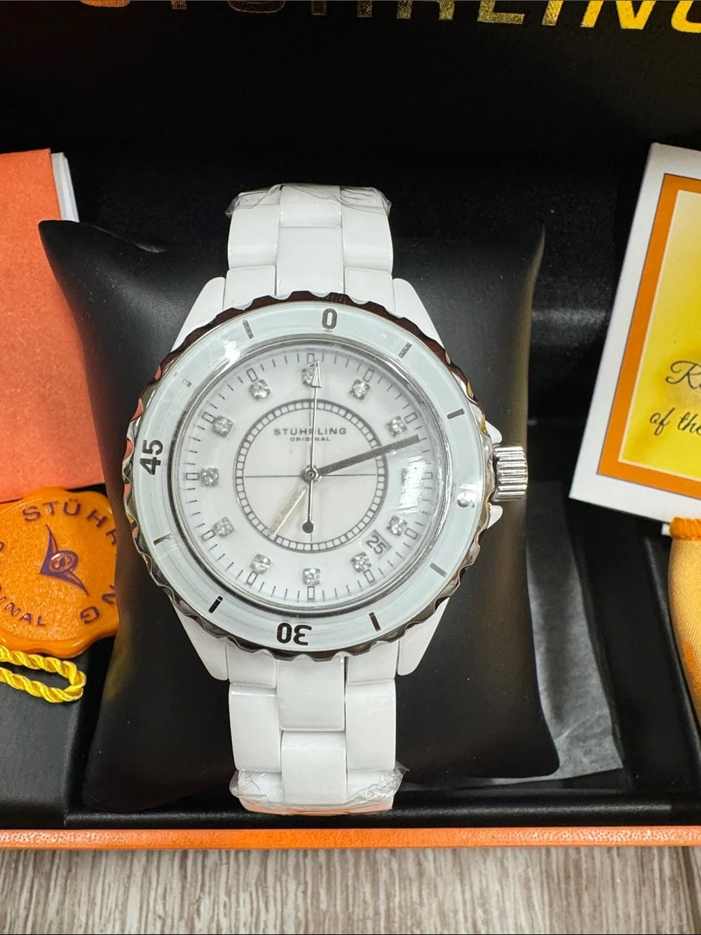 STUHRLING Original Fusion 374 Quartz 39mm Fashion